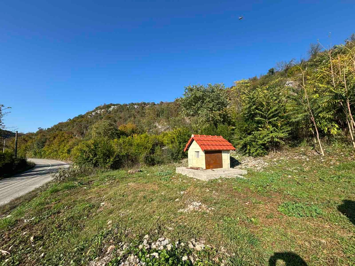 Plot for sale in Danilovgrad, 3 km from the center.