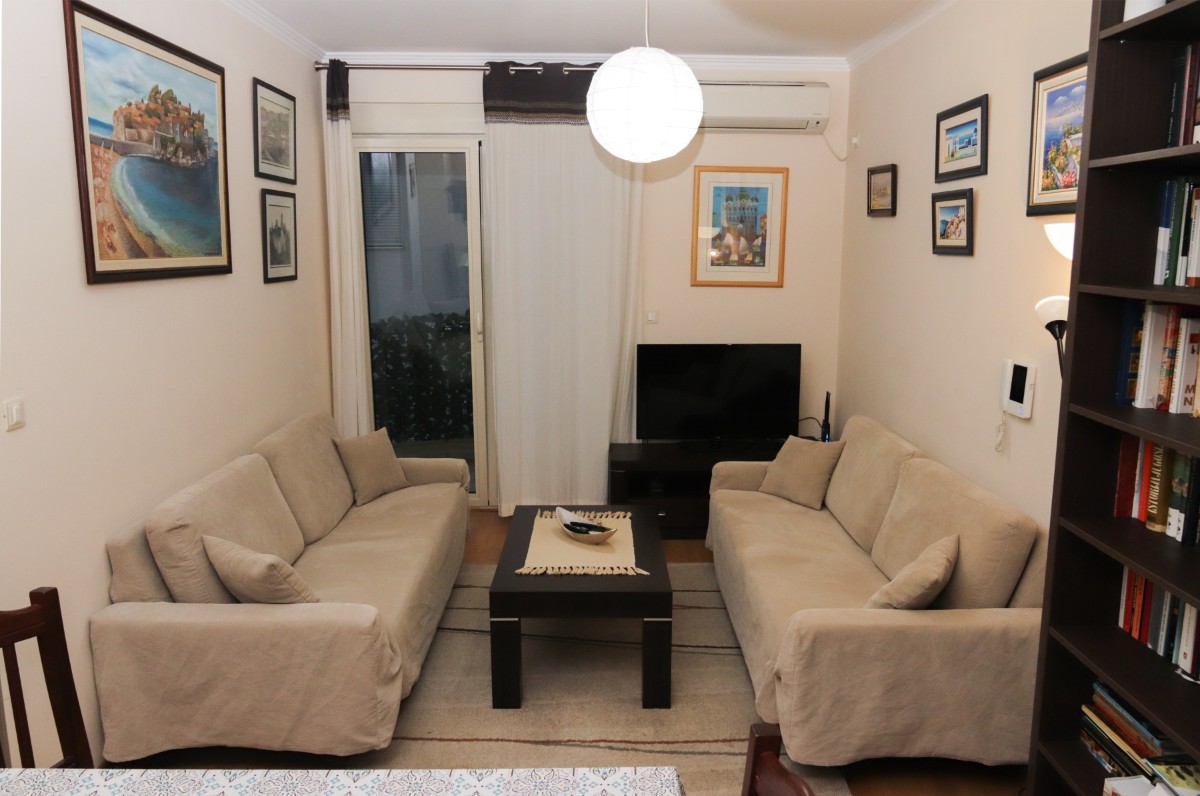 Two-room apartment for rent in Budva for a long period