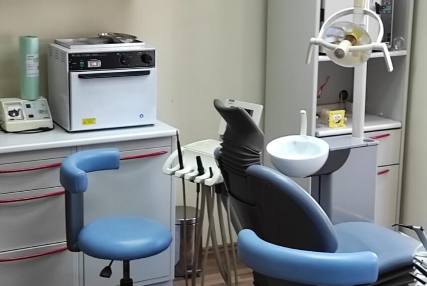 A fully equipped dental office is for sale in Preko Morače, Podgorica.