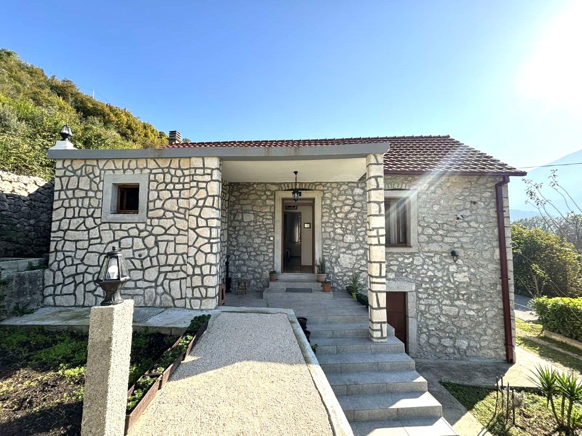 A renovated stone house for sale in Danilovgrad, 3 km from the center.