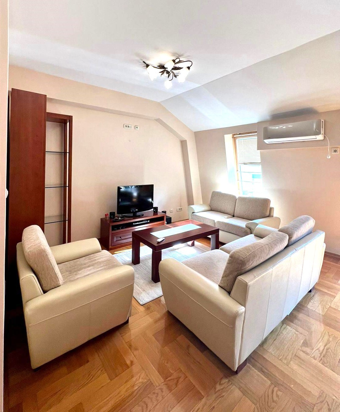 One-room furnished apartment for rent near Krivi most, Podgorica. 